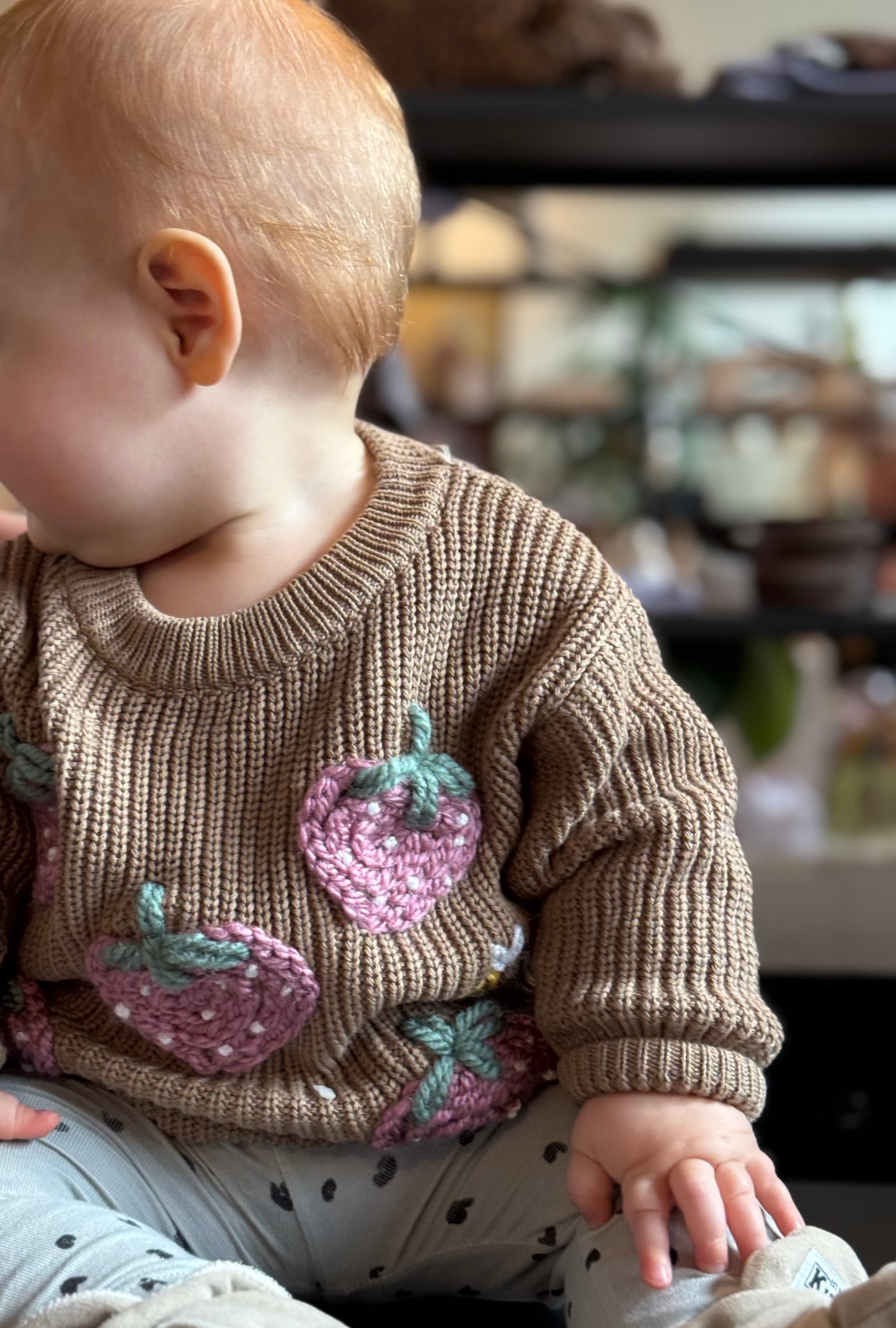 Individuell bestickter Pullover - Deine persönliche Anfertigung