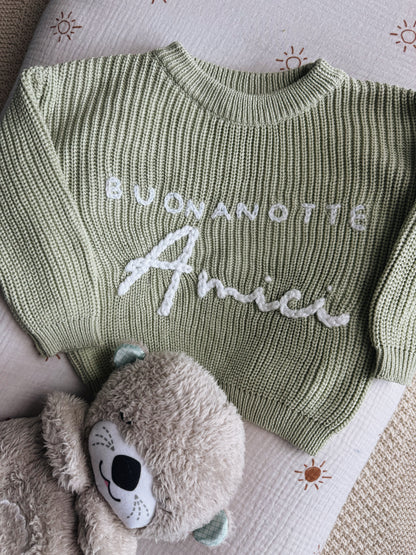 Individuell bestickter Pullover - Deine persönliche Anfertigung